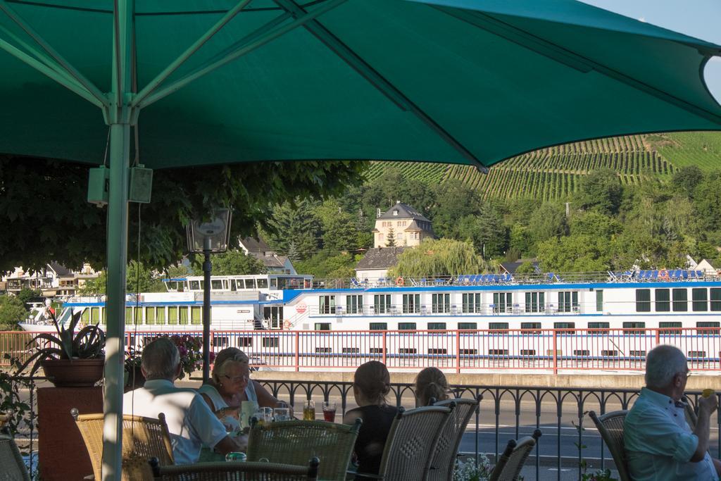 Panorama-Cafe Moselgarten Alf Luaran gambar